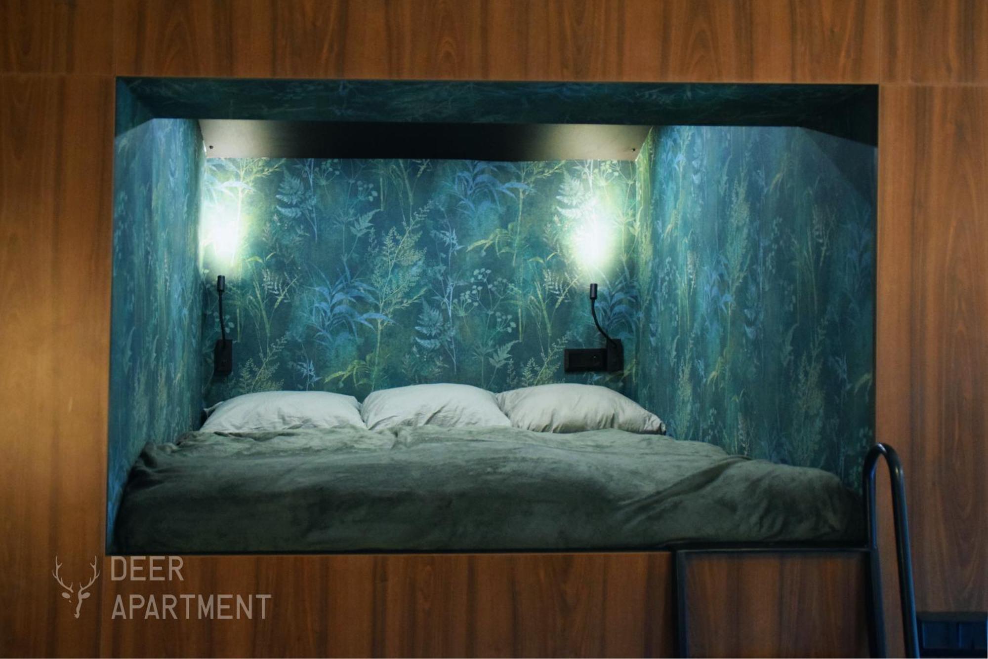 Apartment Deer - Exclusive *